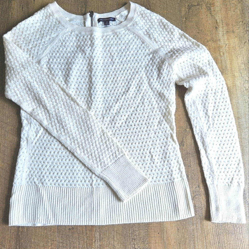 Women's American Eagle Ivory Cream Knit Crewneck Long Sleeve Sweater | Small